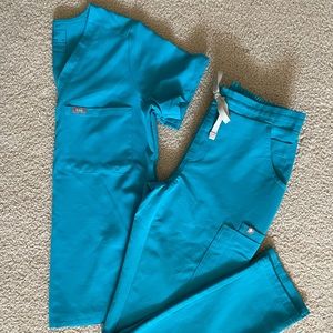 XS Teal FIGS Scrub Set